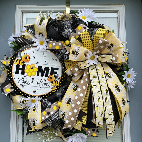 Bee-Themed Home Sweet Home Wreath